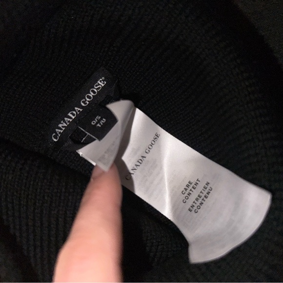 Canada goose arctic disc touque beanie hat - Picture 5 of 7